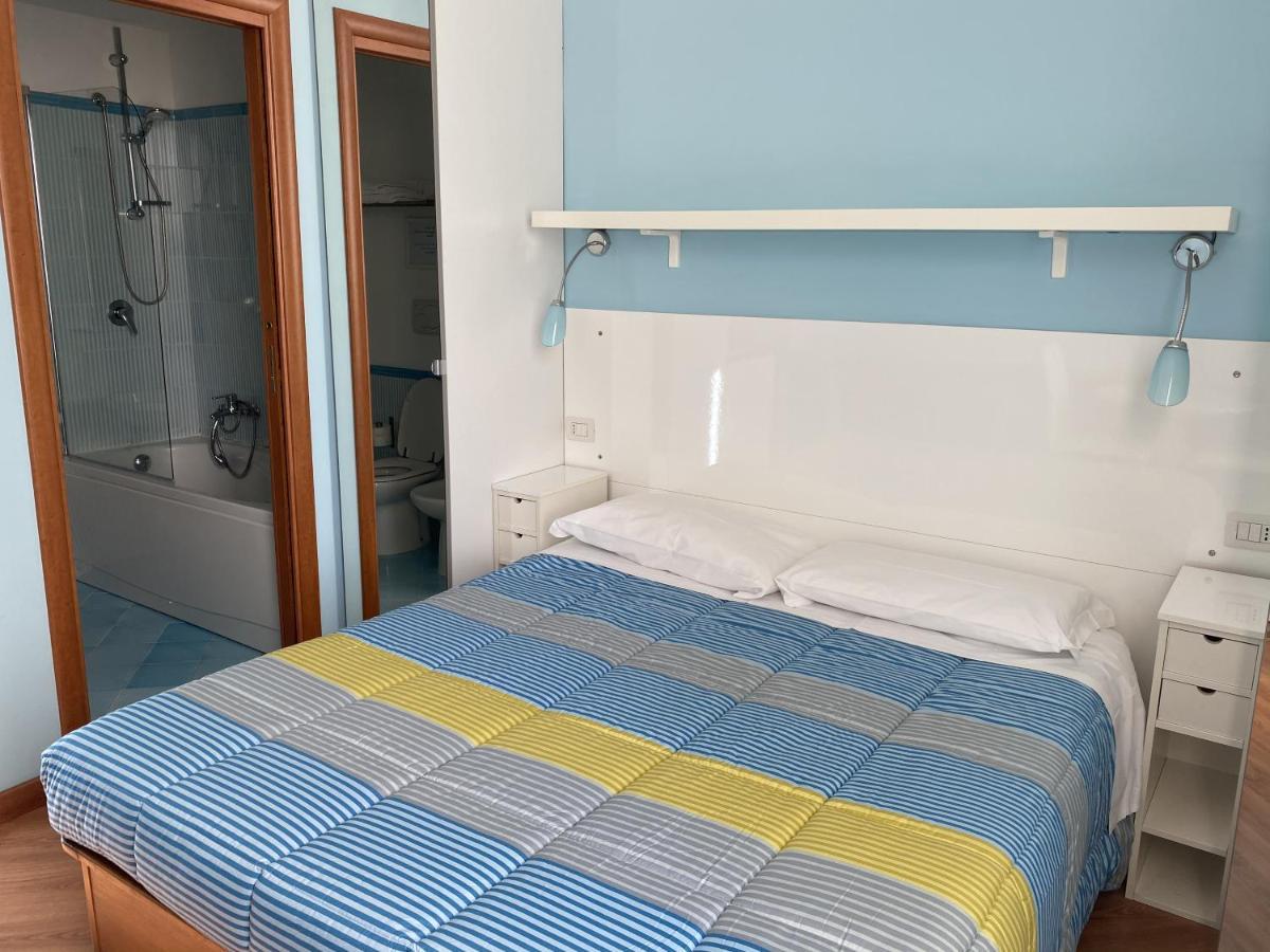 Luna Rossa Roma Guest House — Photos 2